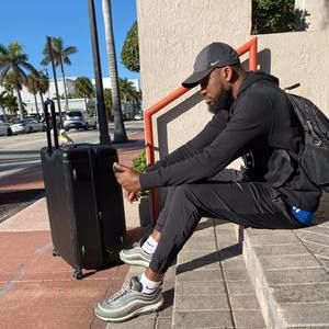 Meet your Posher, Kelvin